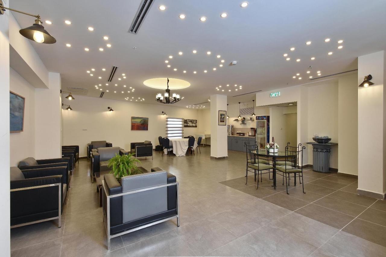 Pearl Of The Valley Hotel Kfar Tavor Bagian luar foto