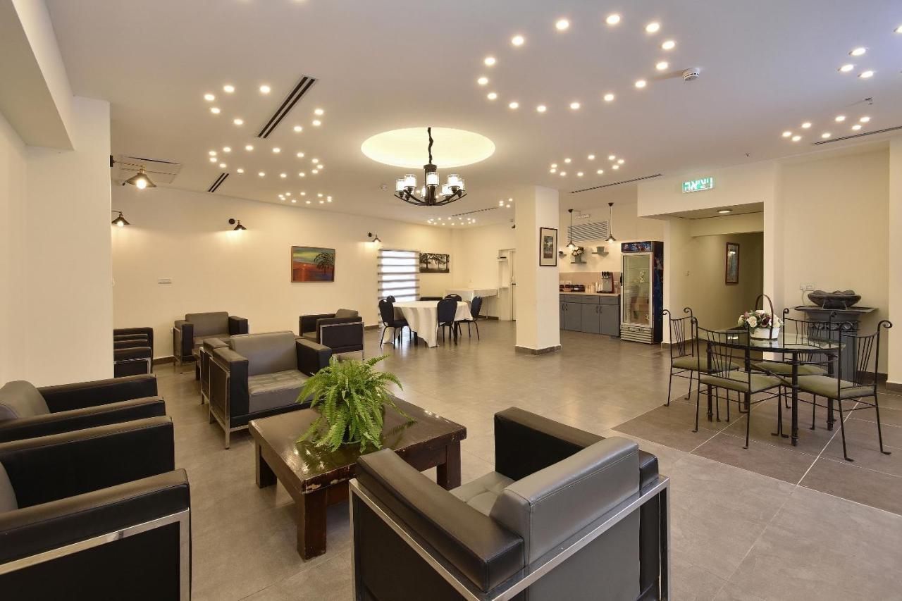 Pearl Of The Valley Hotel Kfar Tavor Bagian luar foto