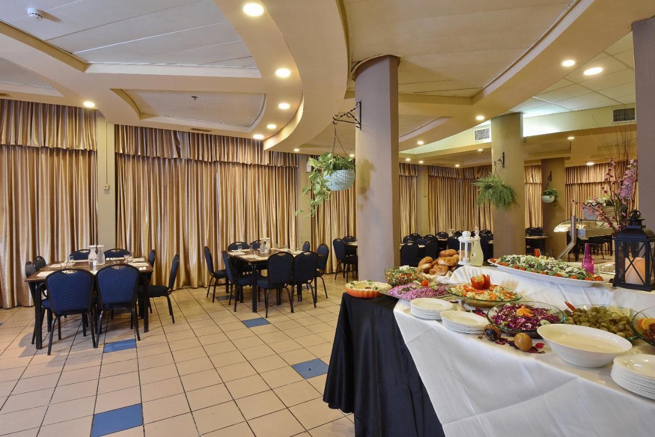 Pearl Of The Valley Hotel Kfar Tavor Bagian luar foto